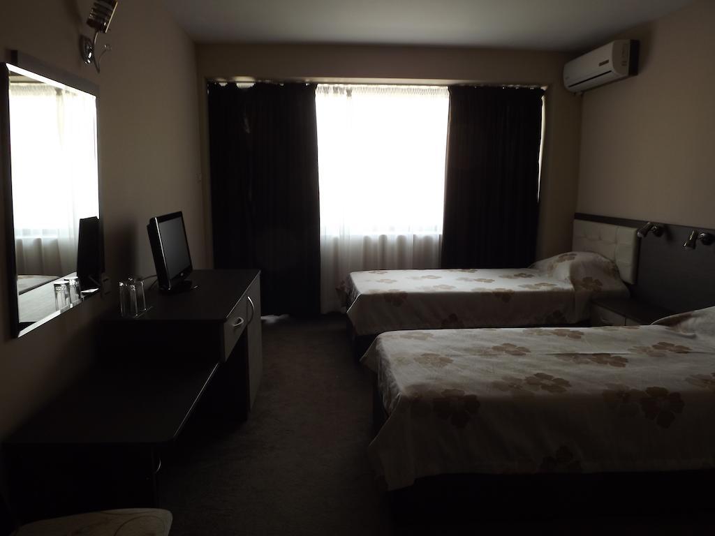 Hotel Bulgaria Petrich (Blagoevgrad) Zimmer foto